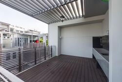 euHabitat (D14), Terrace #558863071